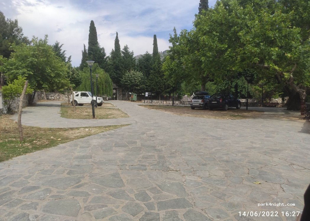 (640 05) Theologos - Unnamed road — foto