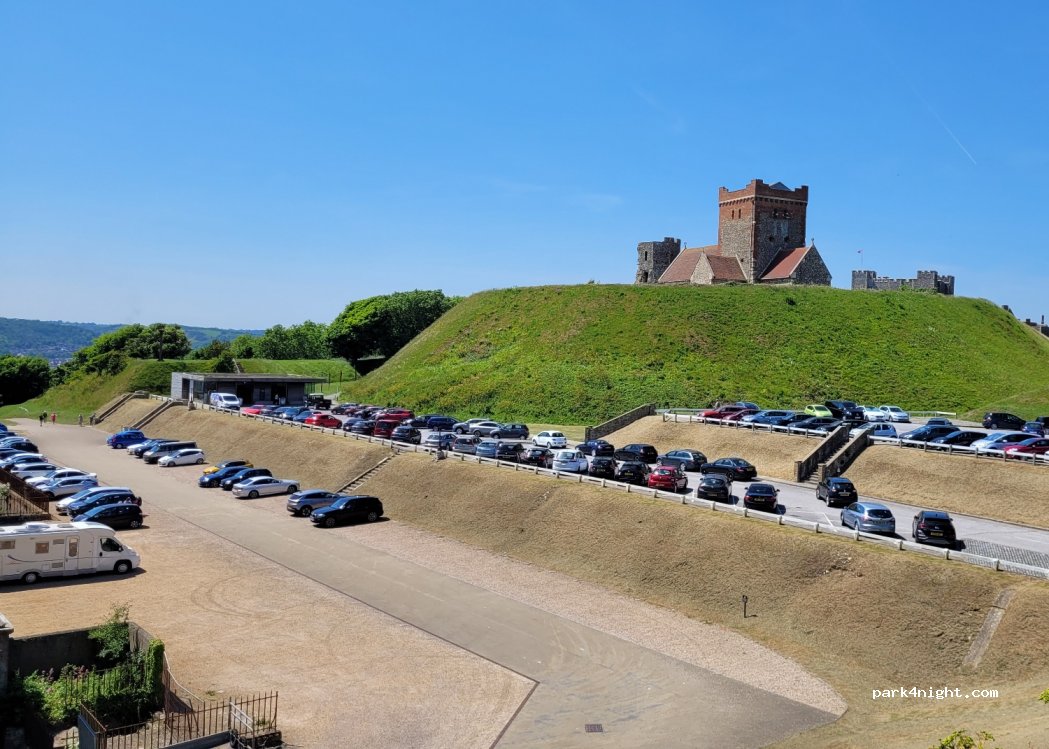 (CT16 1HU) Dover - Harold's Road — foto