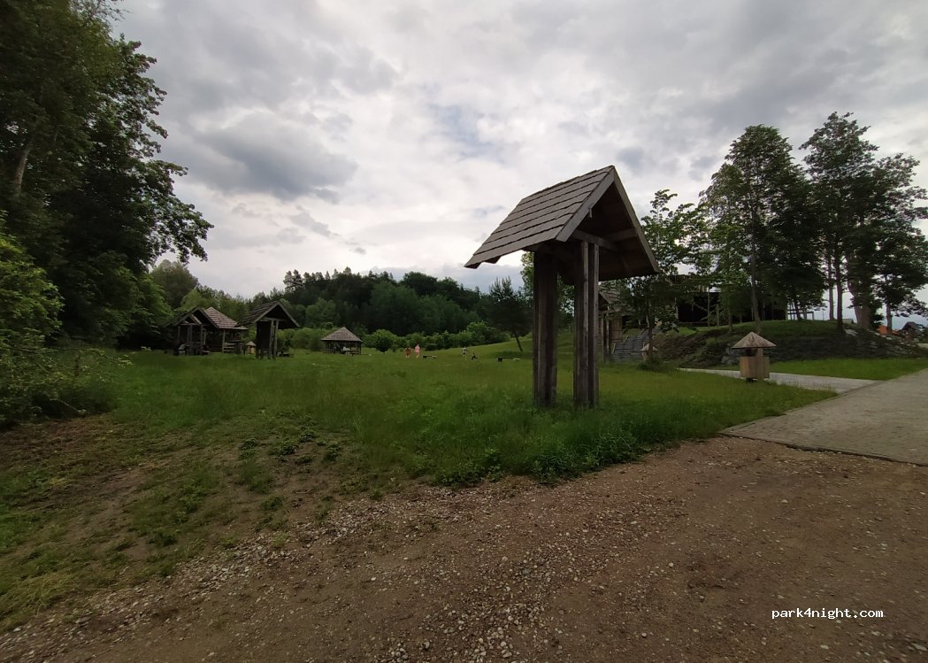 (14-140) Miłomłyn - 8 Zatokowa — foto