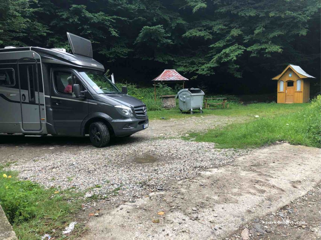 () Burluși - DN73C — foto