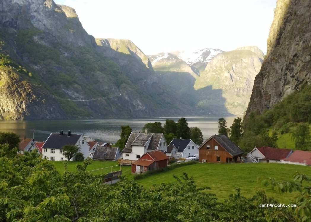 (5746) Undredal - Unnamed road — foto 2