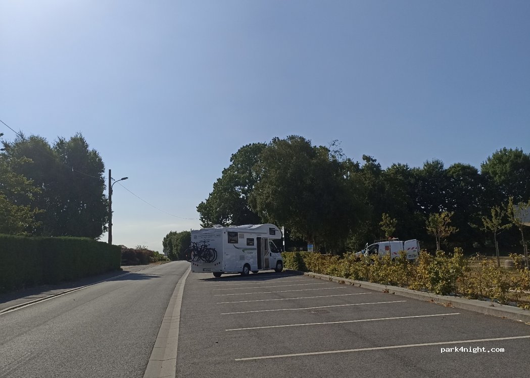 (76290) Mannevillette - 11 Rue des Tennis — foto