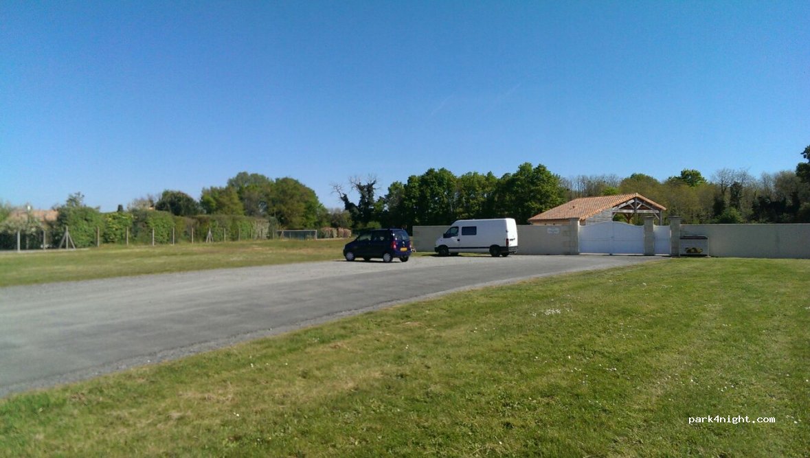 (86530) Naintré - 50 Avenue Jules Ferry — foto