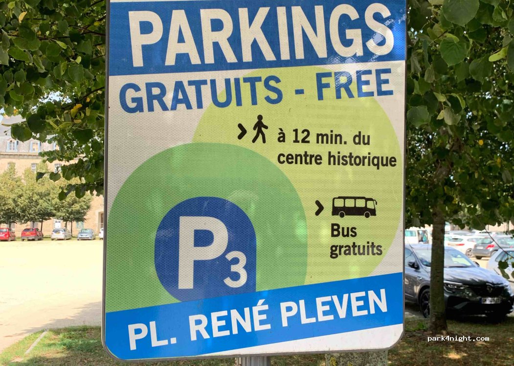 (22100) Dinan - 53 Rue Victor Schoelcher — foto