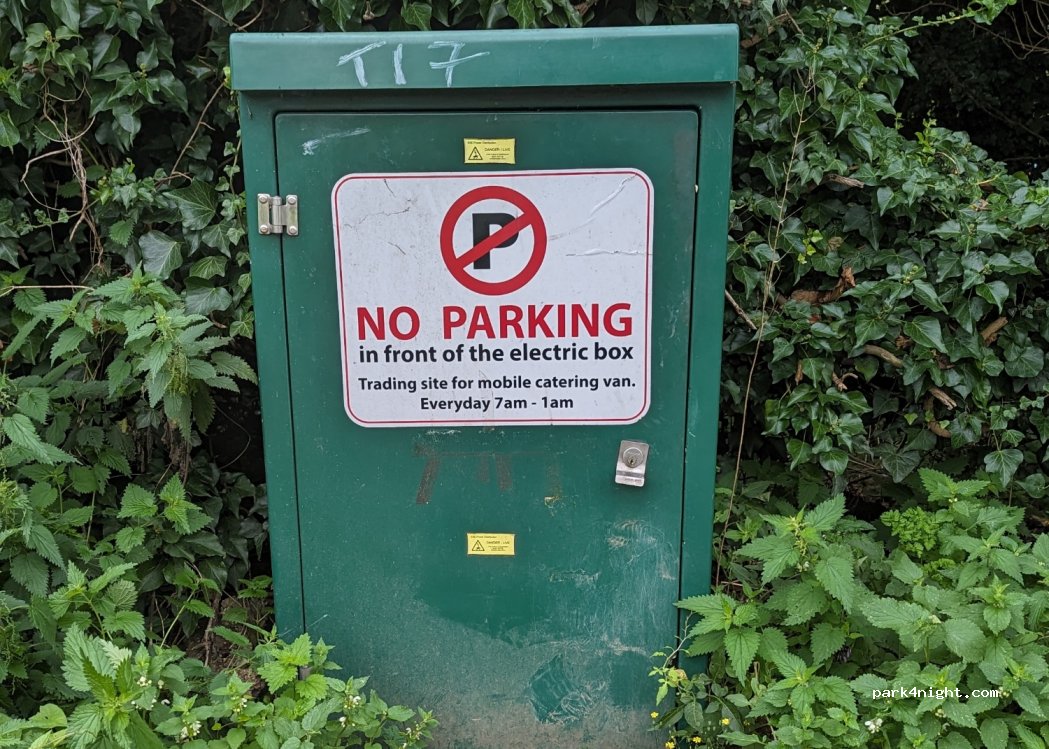 (RG10 9UP) Knowl Hill - Bath Road — foto