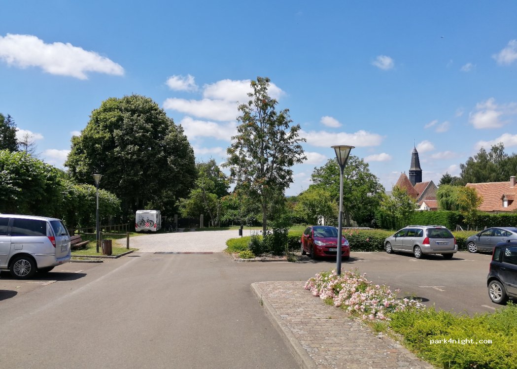 (28330) Authon-du-Perche - 2 Rue de la République — foto 2