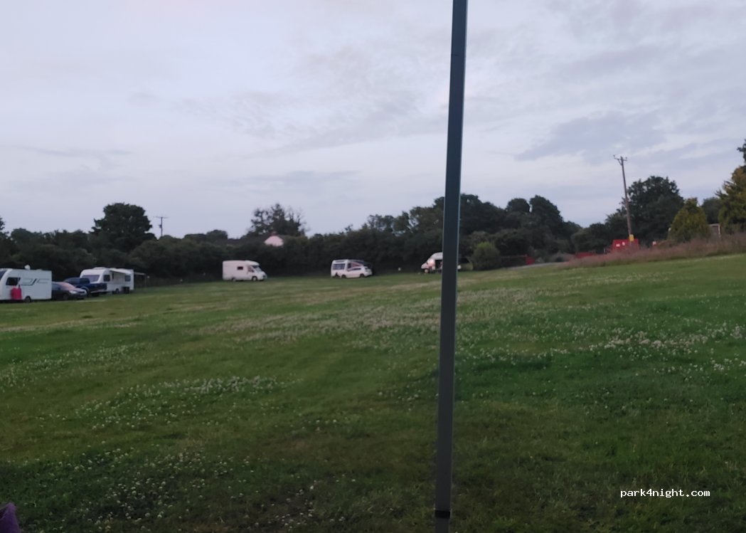 Kelpie Tents and Tourers — foto