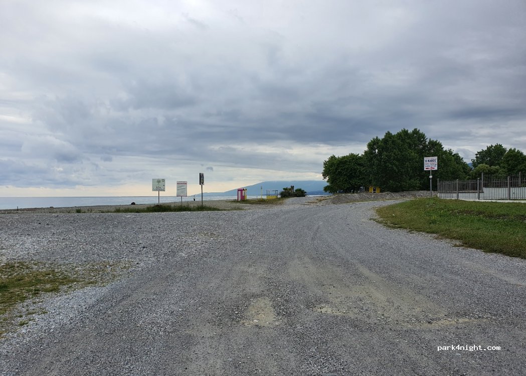 (602 00) Plaka - Unnamed Road — foto 2