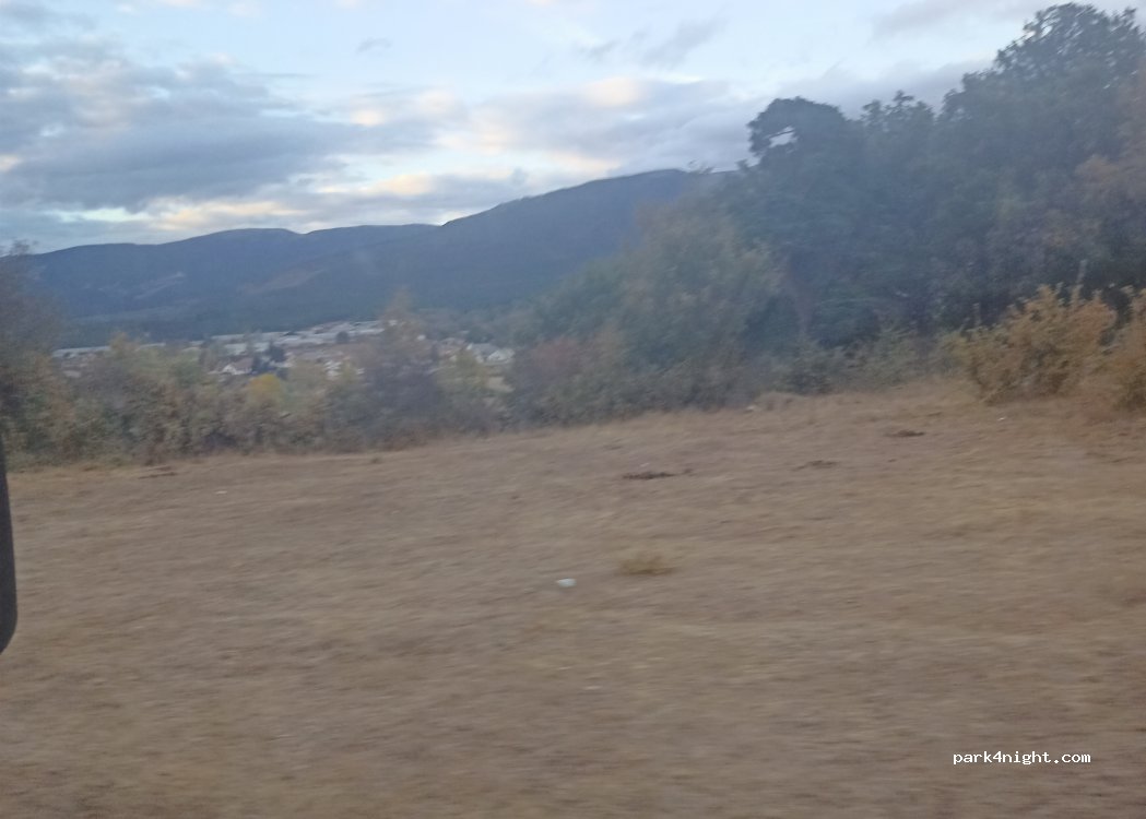 Área Autocaravanas Covaleda — foto 5