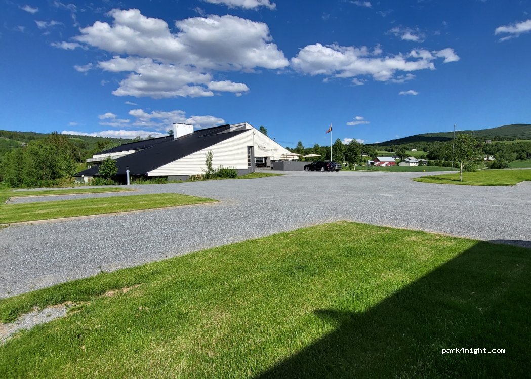 (2512) Innladet - 15 Haugan — foto