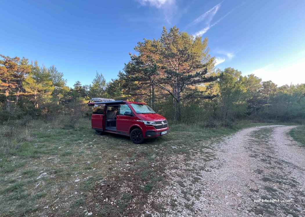 (23420) Raštević - Unnamed Road — foto 2