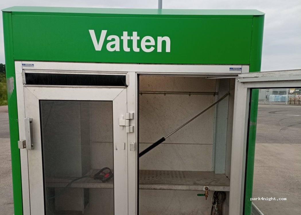 (285 91) Markaryd - 1b Ulvarydsvägen — foto 3