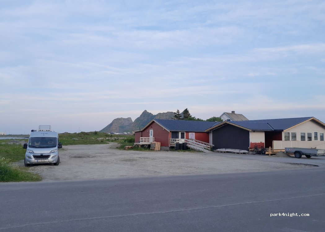 Værøy Caravan og Bobilparkering — foto
