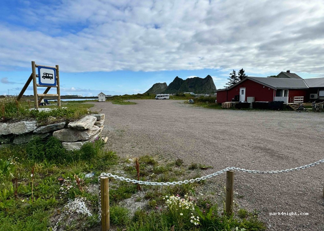Værøy Caravan og Bobilparkering — foto 2