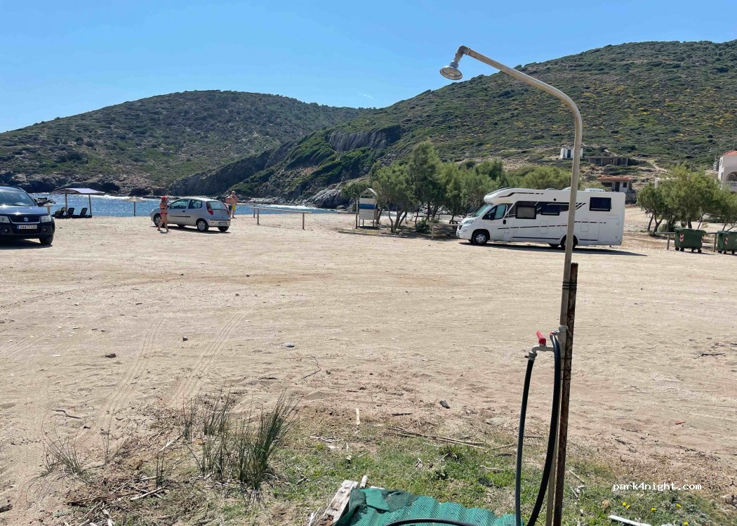 (340 17) Paralia Zarakon - Unnamed Road — foto