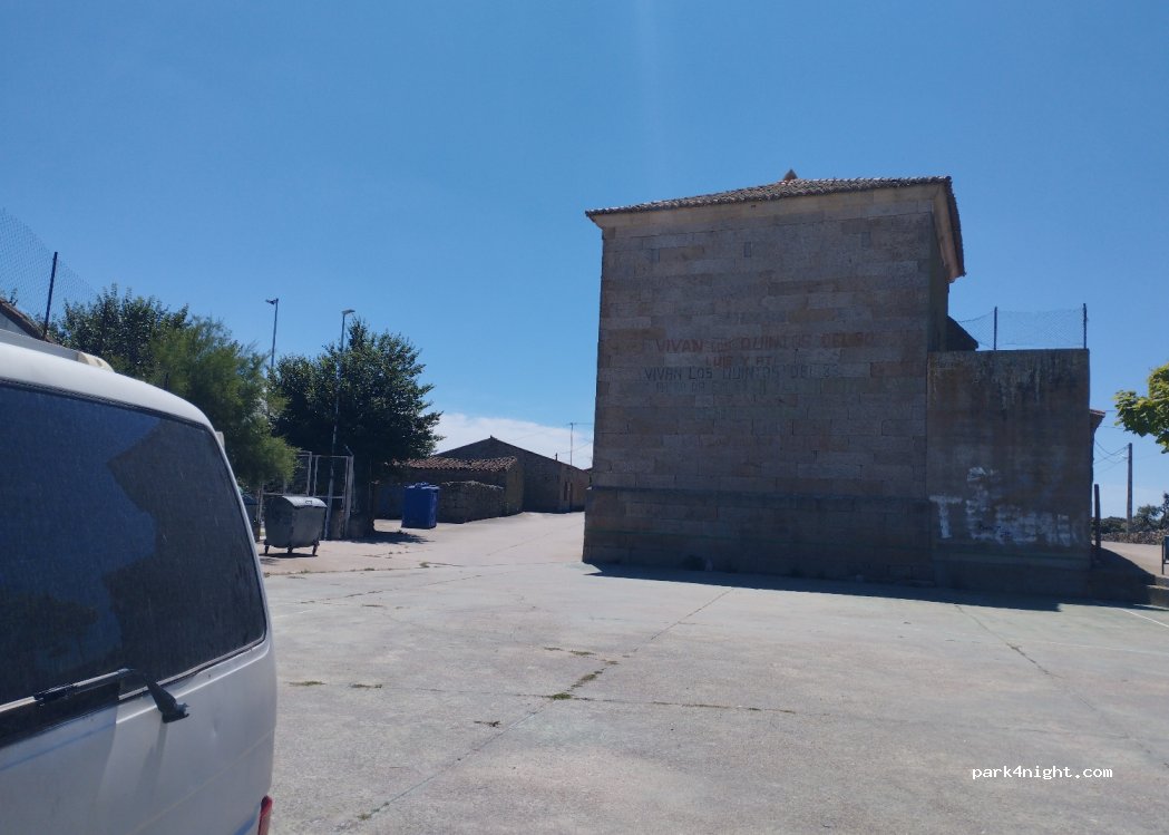 (49254) Abelón - 1 Calle Iglesia Abelon — foto