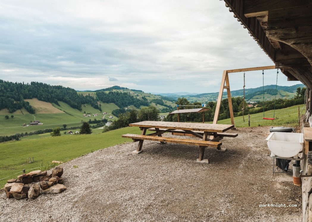 Hof Grosschreie Camping — foto