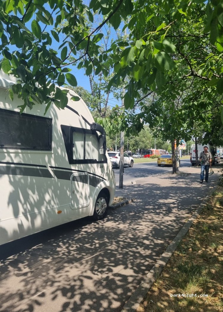 (11050) Beograd - 174 Ustanička — foto 2