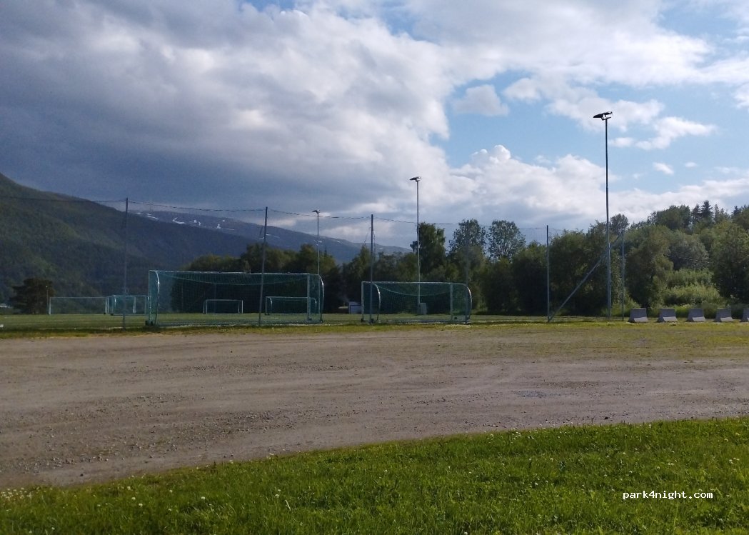 (8102) Skjerstad - 20 Graddveien — foto