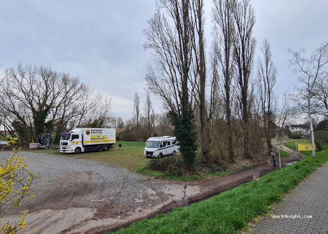 (65462) Ginsheim-Gustavsburg - 47b Neckarstraße — foto