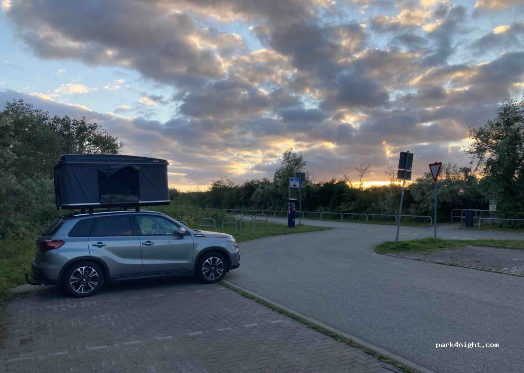 (18211) Börgerende-Rethwisch - Unnamed Road — foto