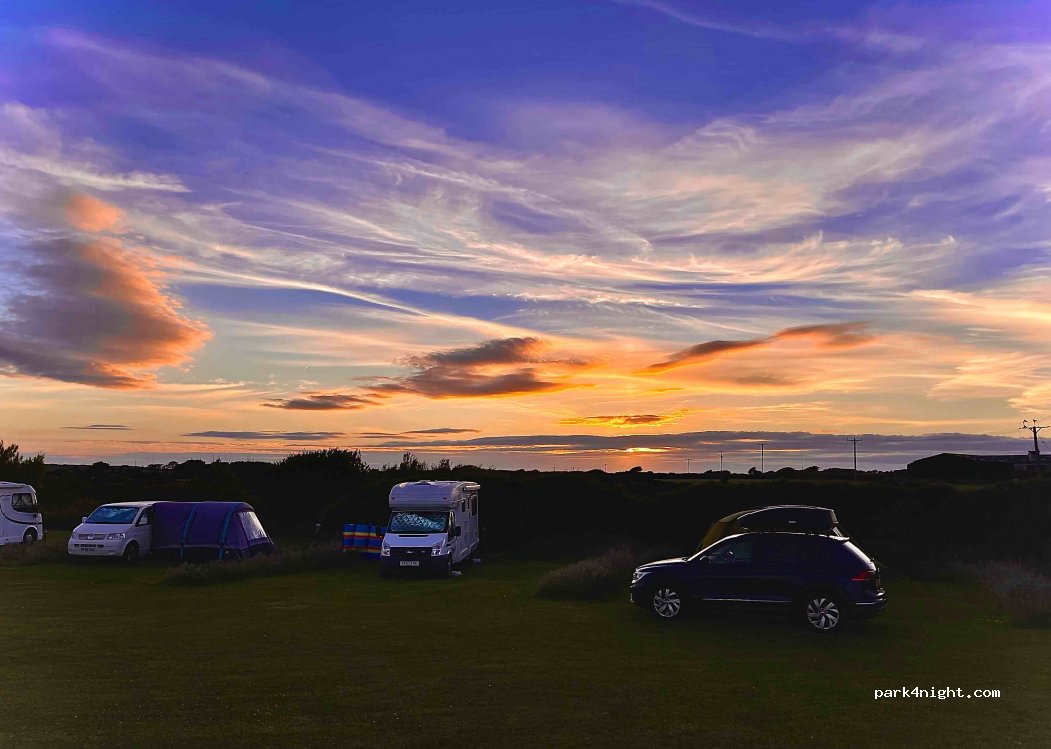 Llanungar Camping — foto