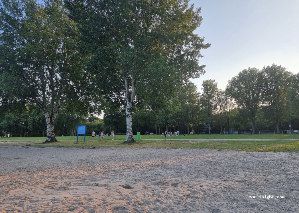 (6603) Wijchen - Valevinkweg — foto