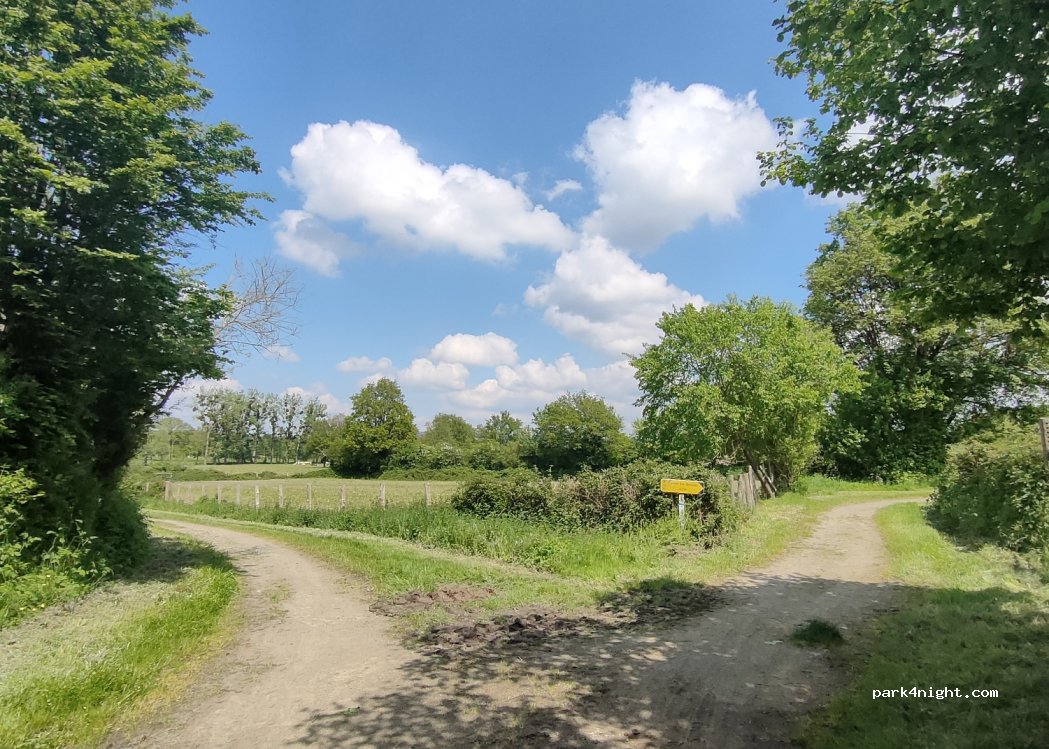 (53600) Évron - 1384 Route de Mezangers — foto 4