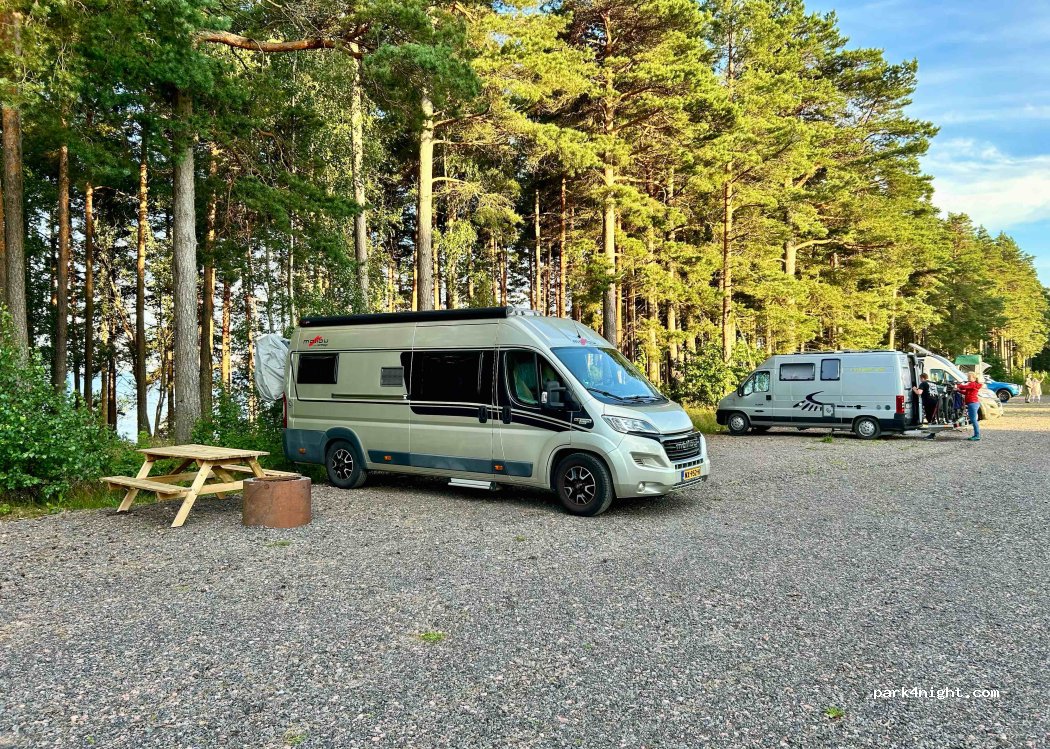 (696 93) Hinstorp - — foto 4