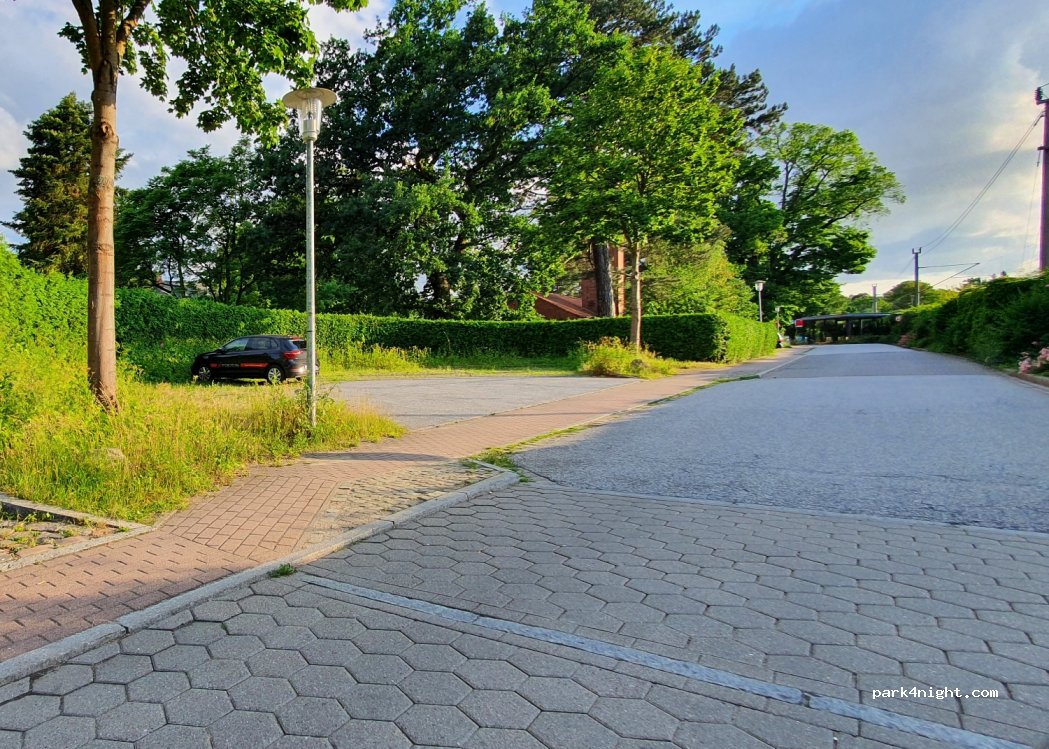 (21465) Reinbek - Ladestraße — foto