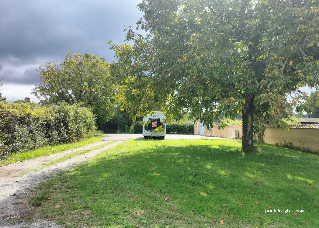 (36800) Rivarennes - D46 — foto 5