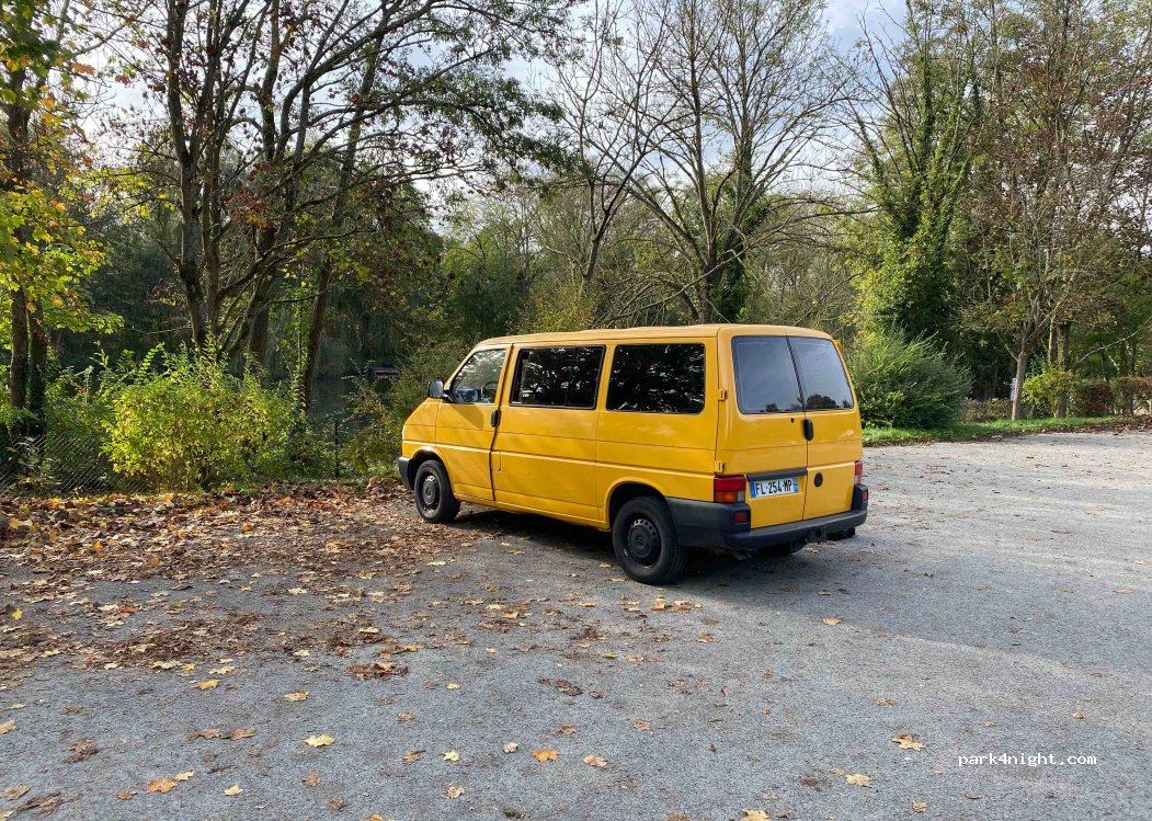 (60500) Chantilly - Chem. des Obstinés — foto 4