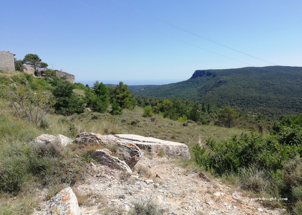 (43364) Mont-ral - 30 Coroneta — foto