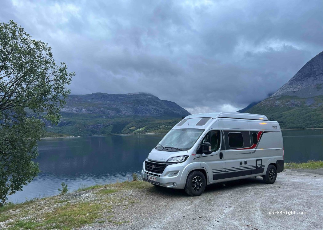 (8266) Mørsvikbotn - Unnamed road — foto 3