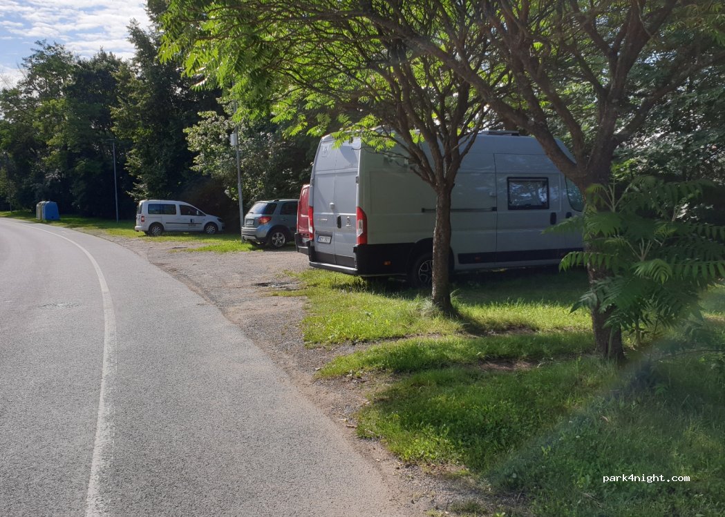 (390 03) Tábor - 8 Bezručova — foto 2