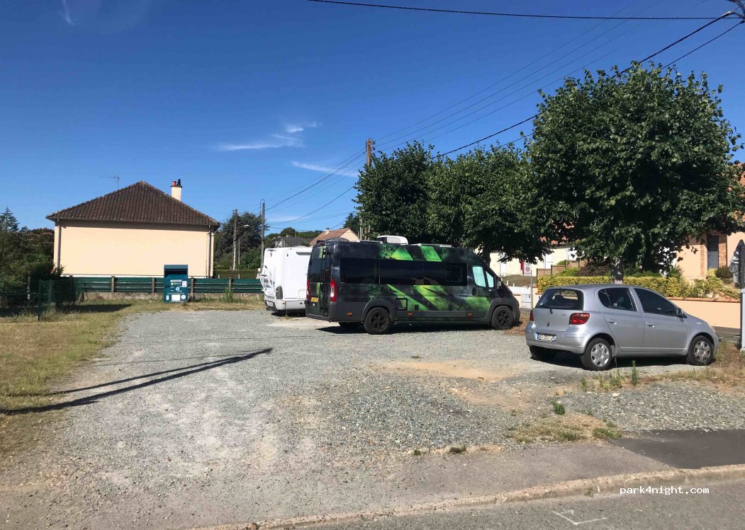 (72470) Champagné - 30 Rue Marie Curie — foto