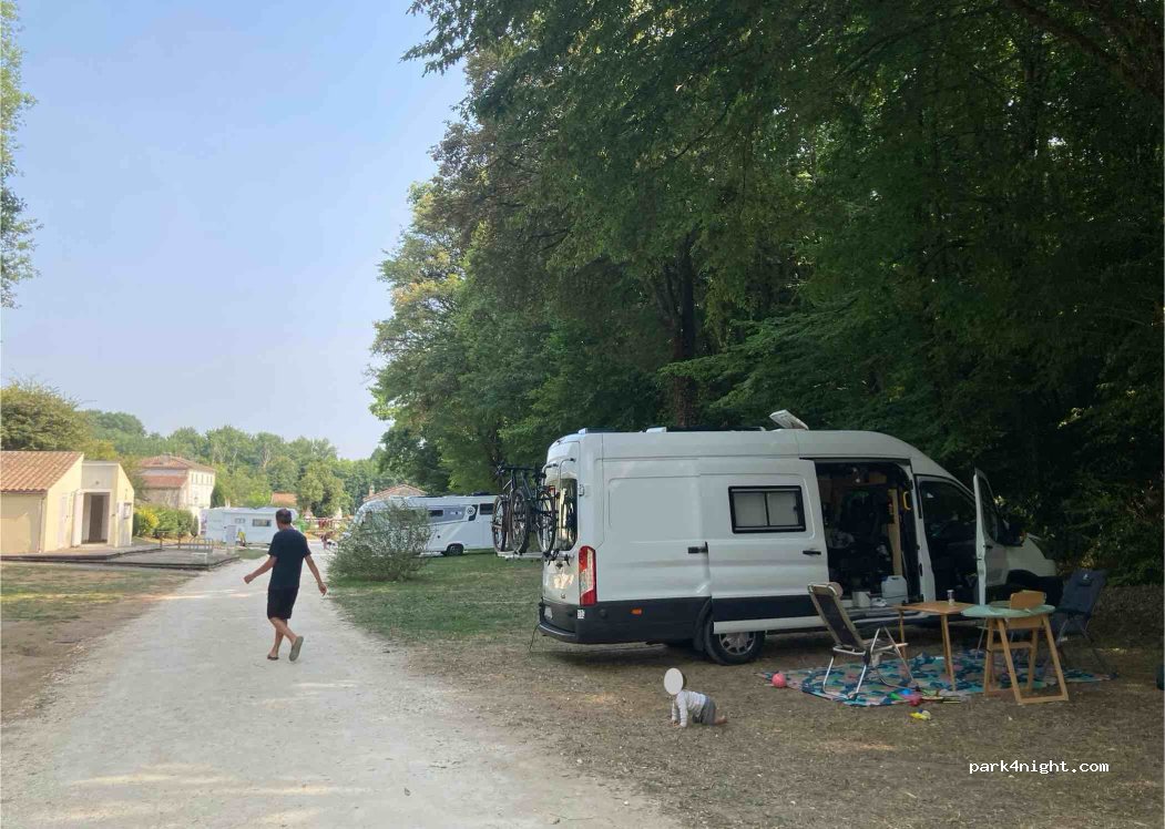 Camping Saint Césaire — foto 2