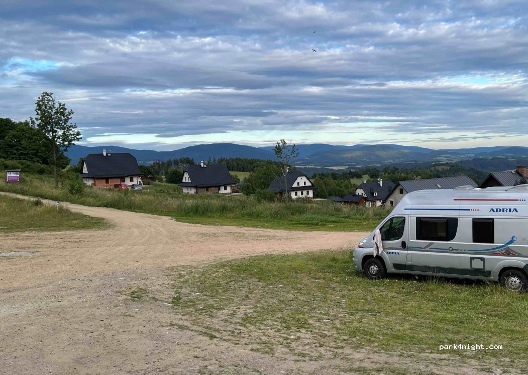 (788 32) Staré Město - Unnamed Road — foto