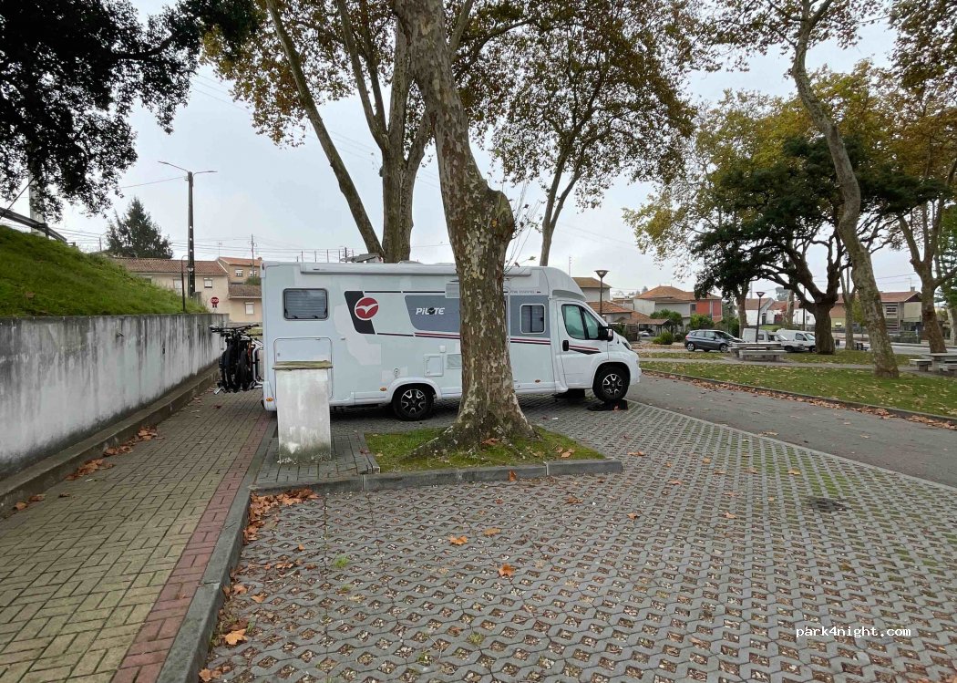 Parque de Autocaravanas Santo Amaro — foto 2