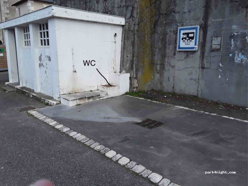 (86700) Couhé - Rue de Bel air — foto 3