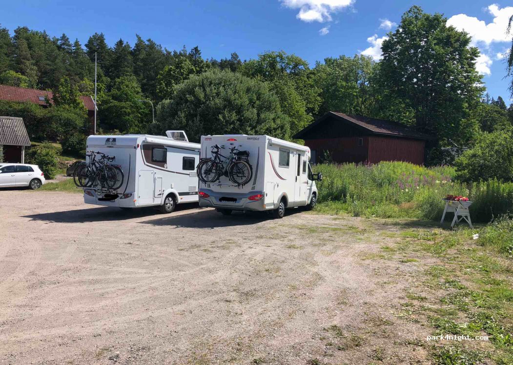 (548 73) Lyrestad - 6 Lyrestadsvägen — foto