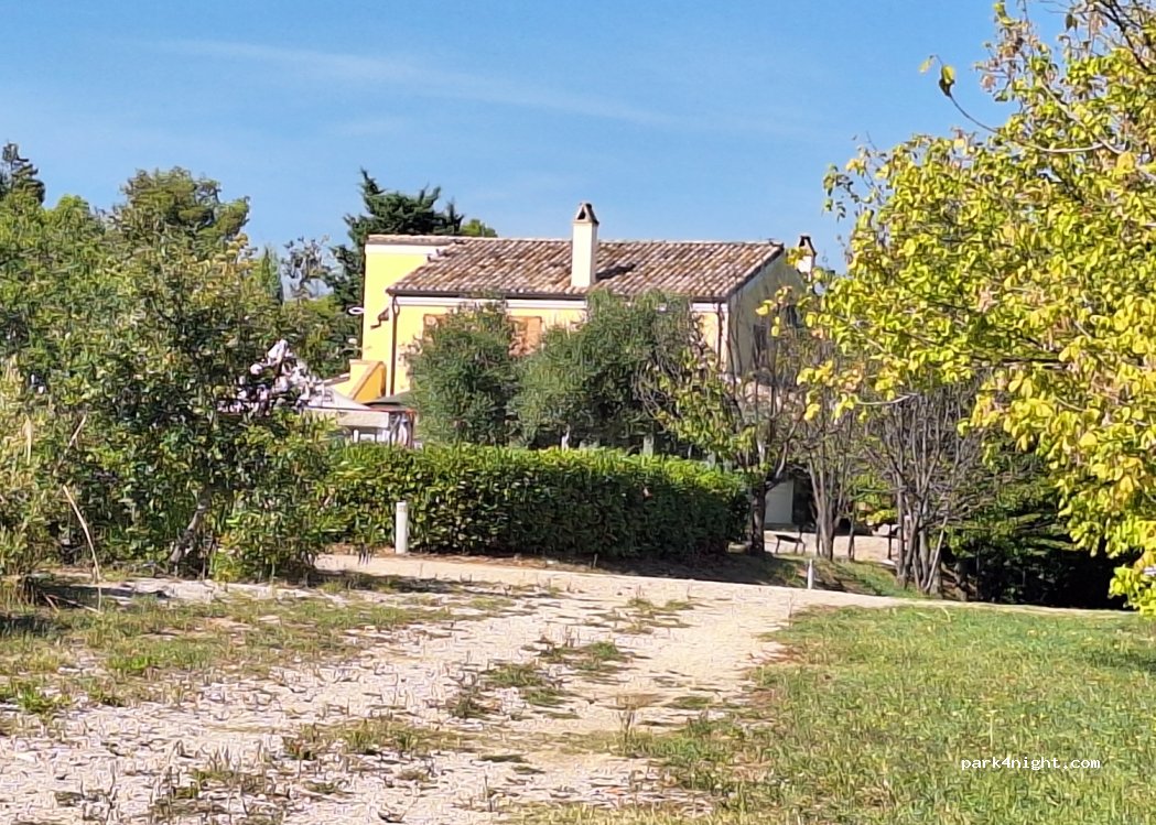 Area Sosta Camper Grottammare — foto 4