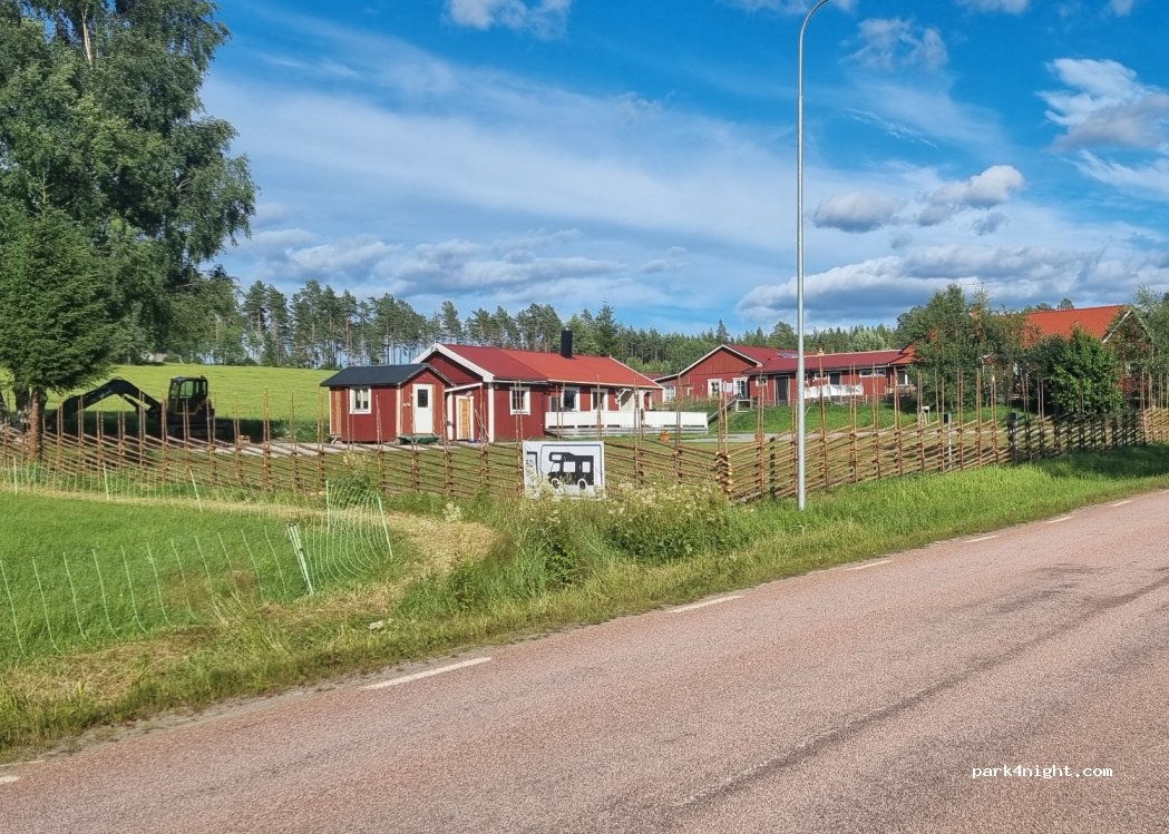 (824 93) Hudiksvall - Håcksta 17 — foto