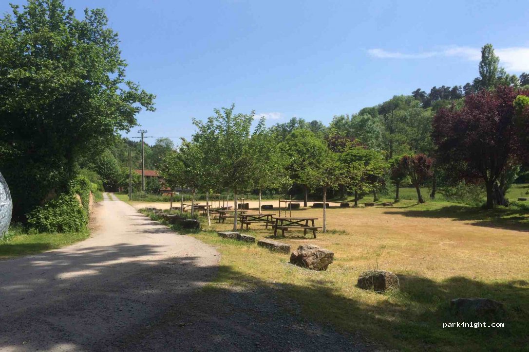 (42260) Saint-Germain-Laval - 16 Baffy — foto