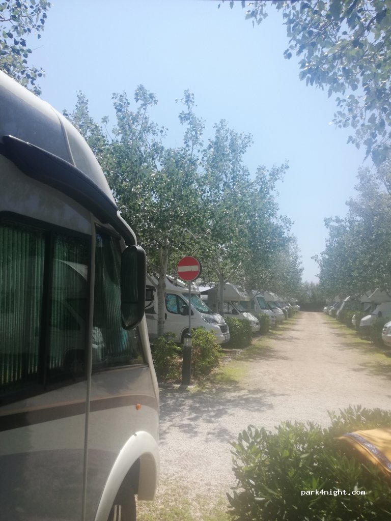 Camperoasi Area Sosta Camper — foto 3