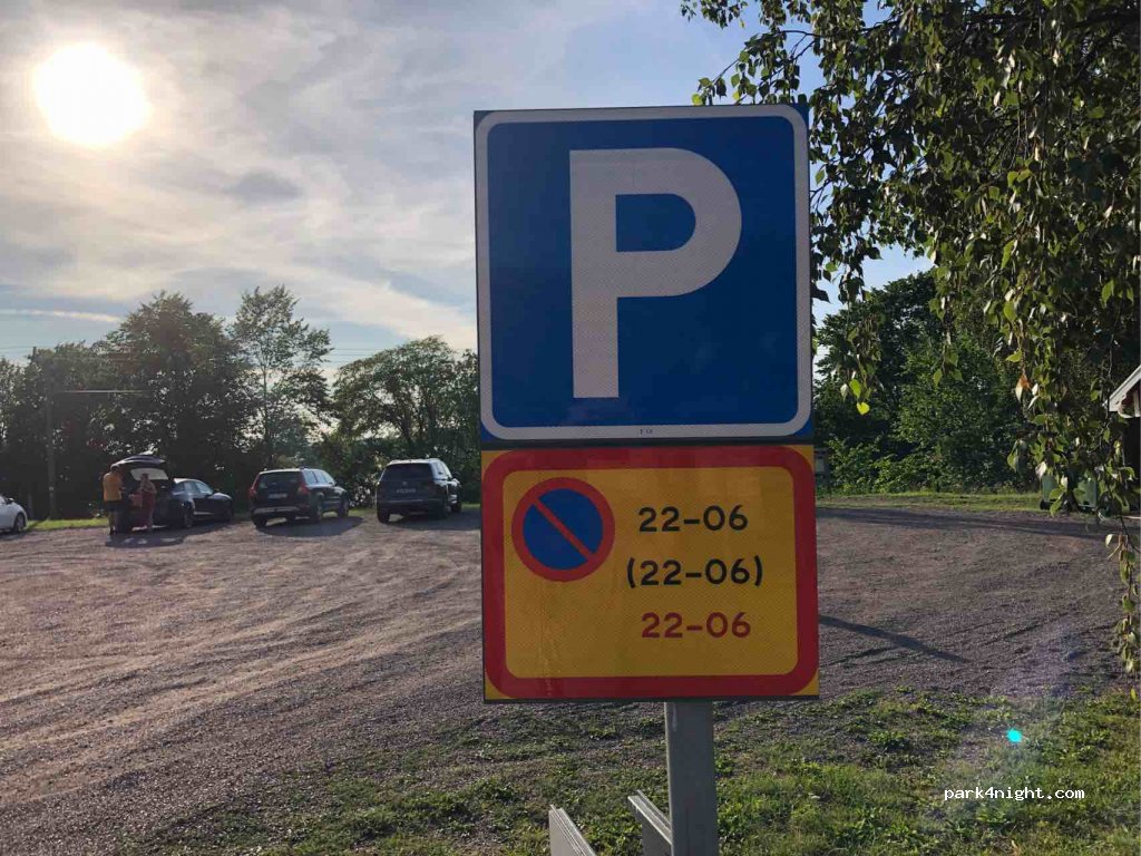 (563 92) Gränna - 9 RÖTTLE BY — foto 2
