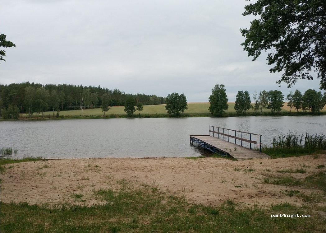 (77-142) Kostki - Unnamed Road — foto