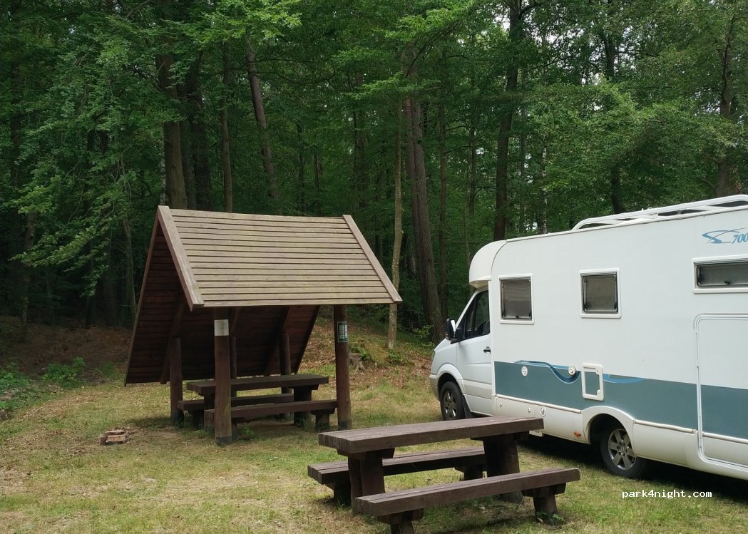 (77-142) Kostki - Unnamed Road — foto 2