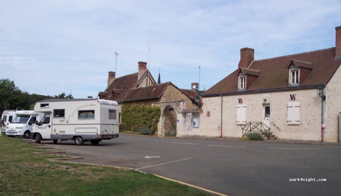 (28200) Saint-Christophe - D110 — foto