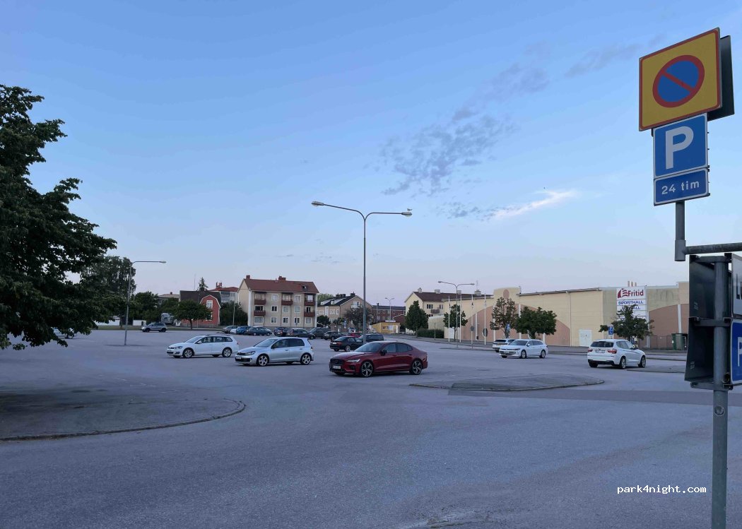 (593 50) Västervik - 4 Idrottsgatan — foto 2